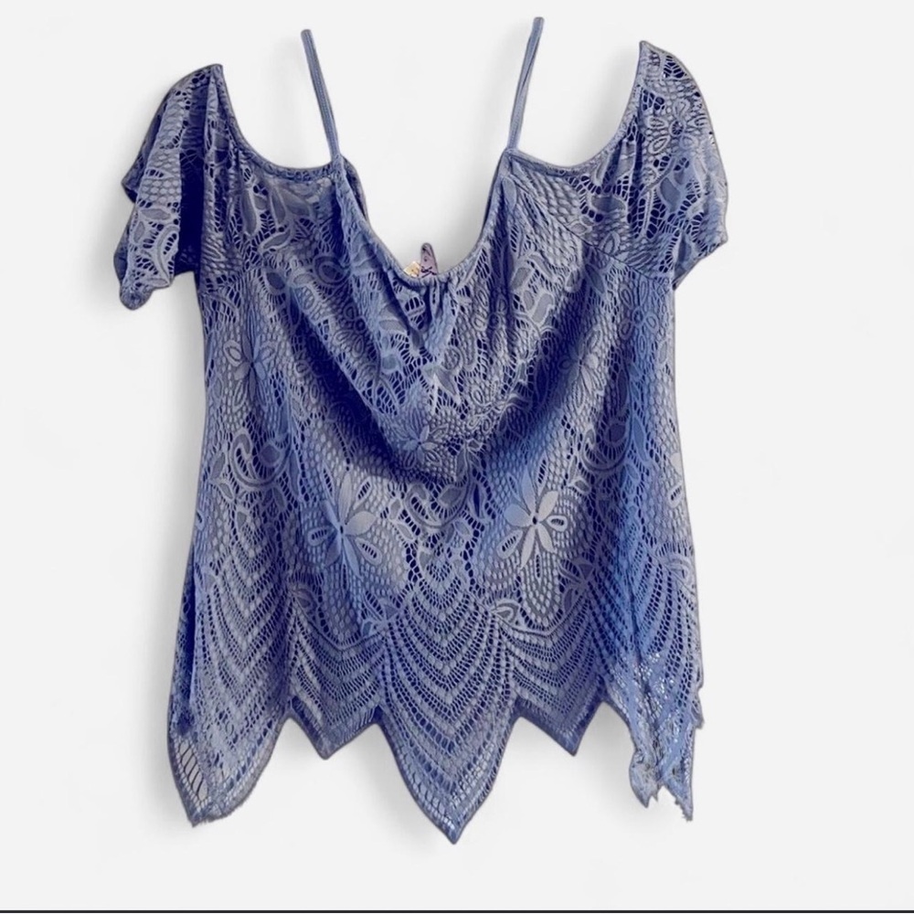 Light Blue Lace Cold Shoulder Top - Picture 2 of 4